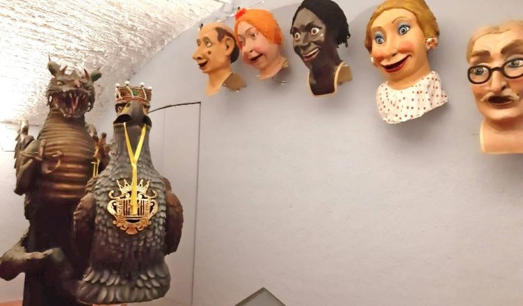 Sala de les Bèsties i dels Gegants